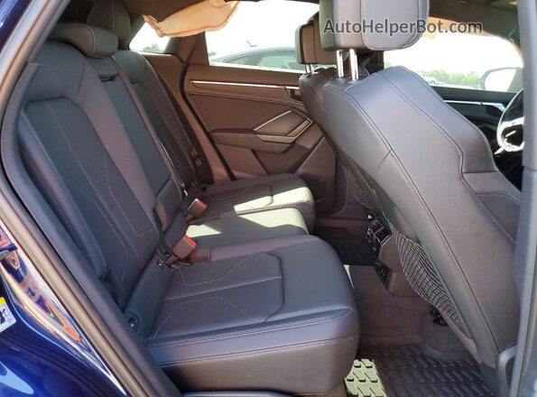 WA1DECF34N1021404 2022 AUDI Q3 Blue Rear interior view