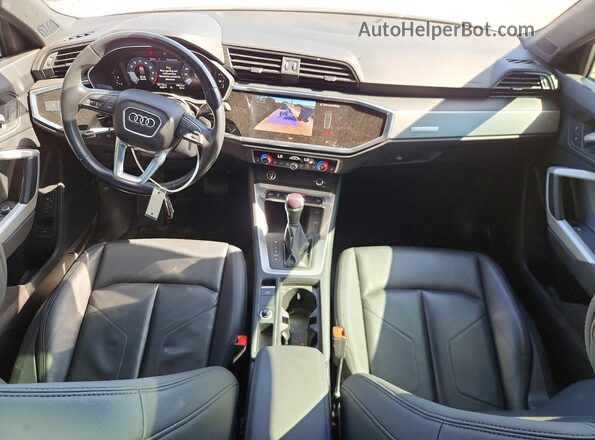WA1DECF34P1135678 2023 AUDI Q3 Белый Вид панели приборов