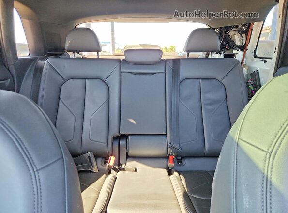 WA1DECF34P1135678 2023 AUDI Q3 Белый Вид задних сидений