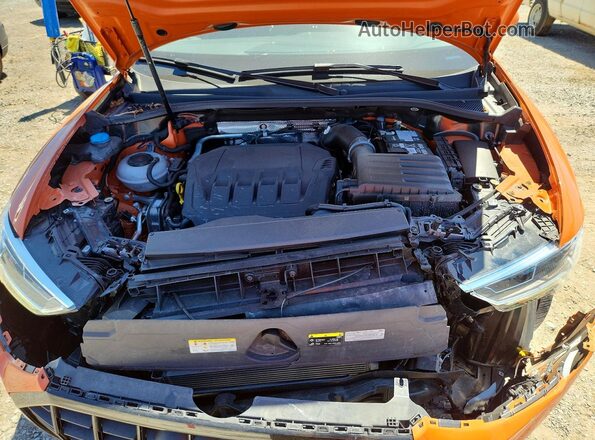 WA1DECF36S1004695 2025 AUDI Q3 Orange Շարժիչի բաժամունքի տեսք