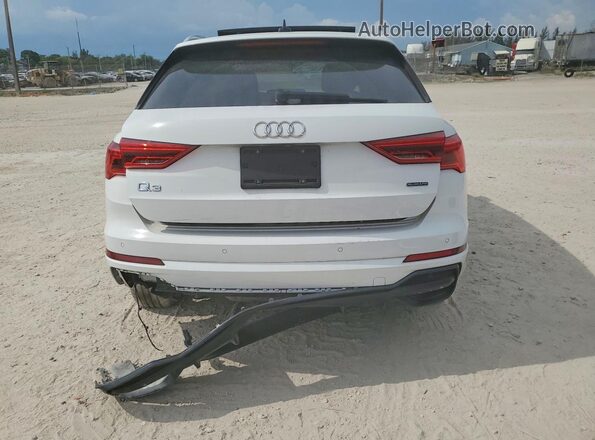 WA1DECF37M1021203 2021 AUDI Q3 White Widok z tyłu