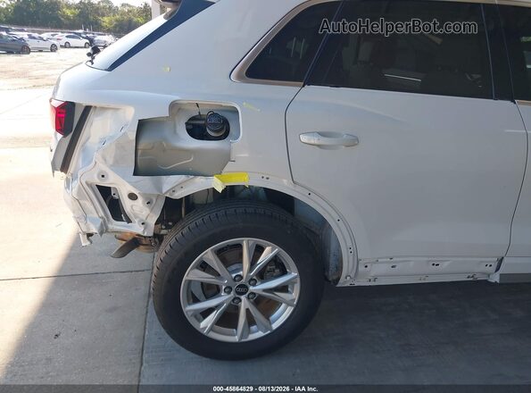 WA1DECF37M1131586 2021 AUDI Q3 White Widok z przodu