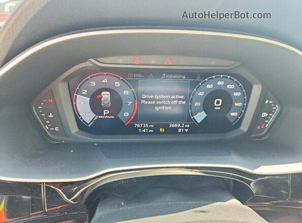 WA1DECF38M1017080 2021 AUDI Q3 Blue Vista del cuadro de instrumentos