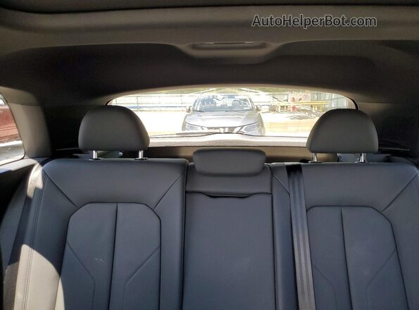 WA1DECF38M1036678 2021 AUDI Q3 White Вид задніх сидінь