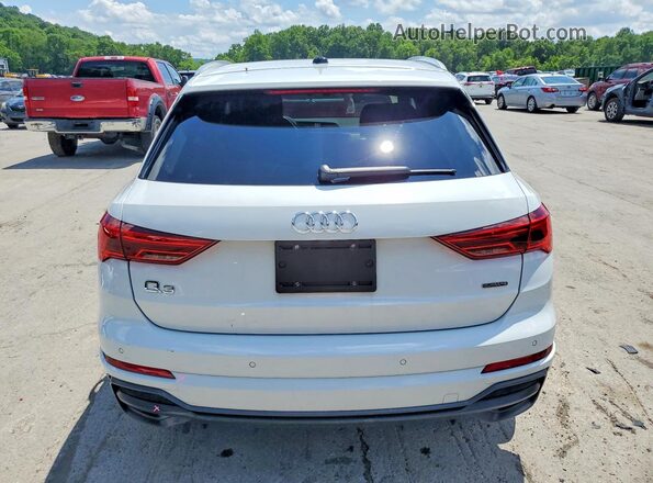 WA1DECF38M1036678 2021 AUDI Q3 White Вид ззаду