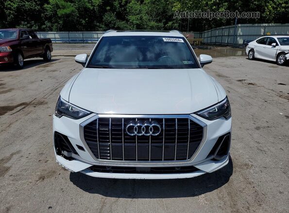 WA1DECF38M1036678 2021 AUDI Q3 White Вид спереду