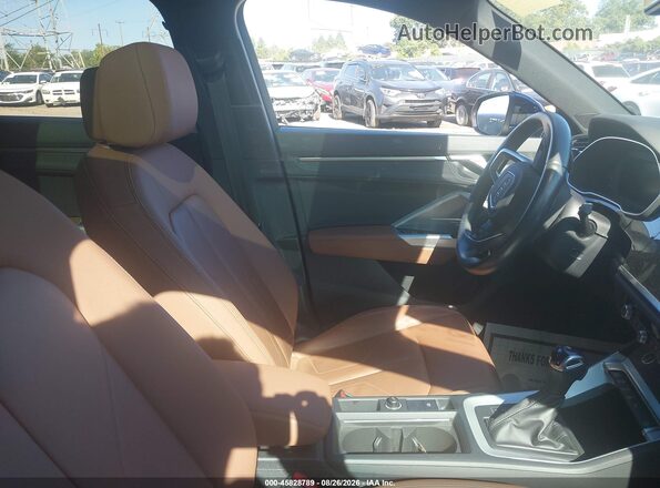 WA1DECF38P1122769 2023 AUDI Q3 Blue წინა სალონის ხედი