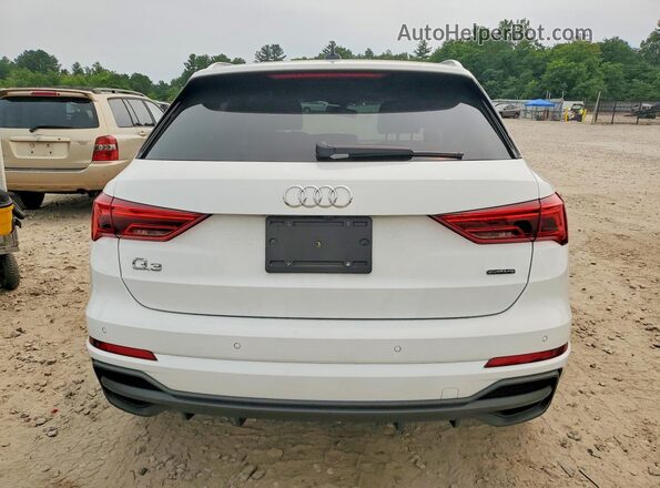 WA1DECF38R1198799 2024 AUDI Q3 White უკანა ხედი
