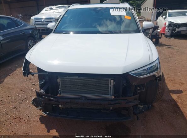WA1DECF38S1049766 2025 AUDI Q3 Белый Вид спереди
