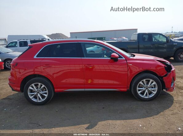 WA1DECF38S1052599 2025 AUDI Q3 Red Панорамний вид салону 360°