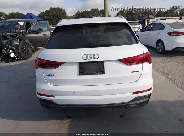 WA1DECF39R1124176 2024 AUDI Q3 White 