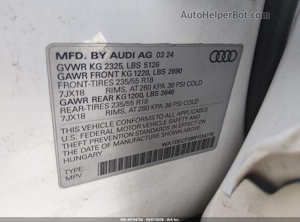 WA1DECF39R1124176 2024 AUDI Q3 White ძრავის განყოფილების ხედი
