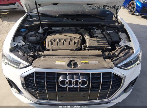 WA1DECF39R1124176 2024 AUDI Q3 White უკანა ხედი