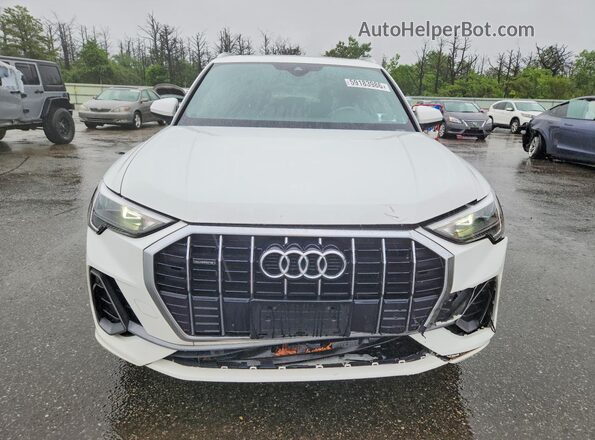 WA1DECF3XL1066411 2020 AUDI Q3 White Front view