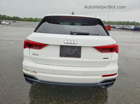 WA1DECF3XL1066411 2020 AUDI Q3 White Rear view
