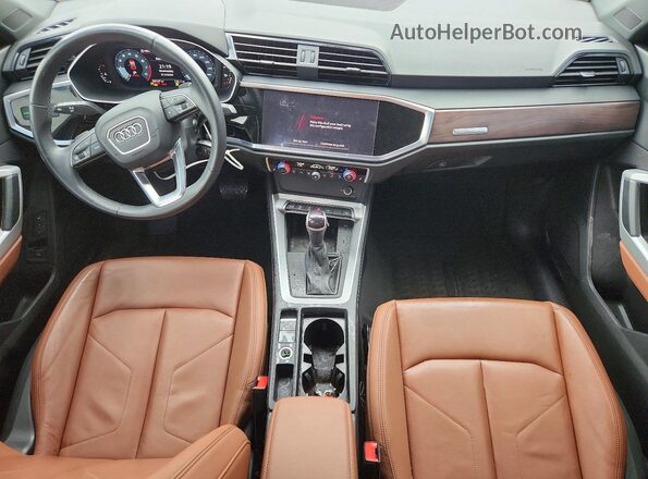 WA1DECF3XN1139067 2022 AUDI Q3 Black Вид панелі приладів