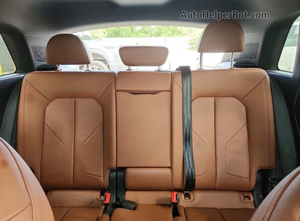 WA1DECF3XN1139067 2022 AUDI Q3 Black Вид задніх сидінь