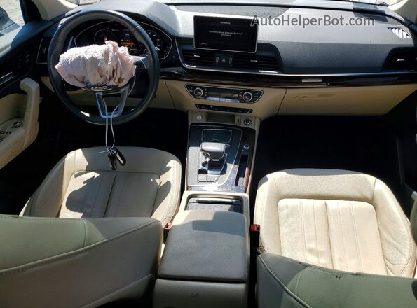 WA1E2AFY0L2046028 2020 AUDI Q5 Blue Vista del salpicadero
