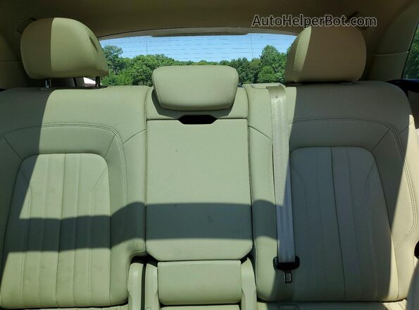 WA1E2AFY0L2046028 2020 AUDI Q5 Blue Vista de los asientos traseros