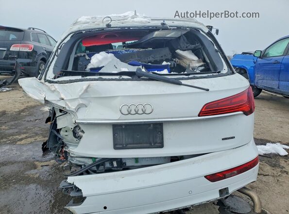 WA1E2AFY0M2034754 2021 AUDI Q5 White VIN կոդի պիտակի տեսք