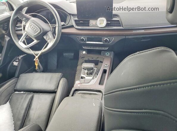 WA1E2AFY0M2034754 2021 AUDI Q5 White 