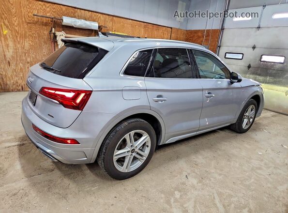 WA1E2AFY0R2036012 2024 AUDI Q5 Silver უკანა მარჯვენა