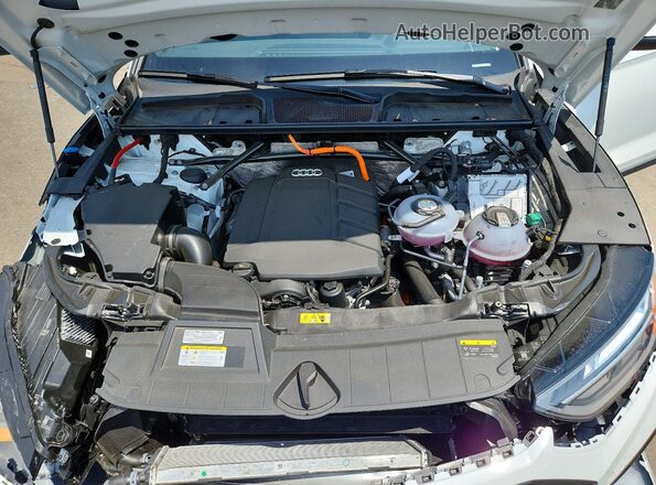 WA1E2AFY0S2062373 2025 AUDI Q5 White Vista del compartimento del motor