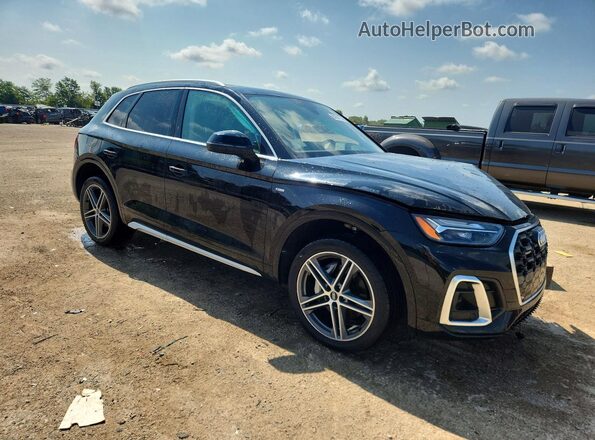 WA1E2AFY6M2026481 2021 AUDI Q5 Black Передня права чверть