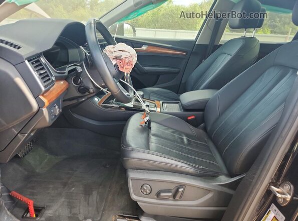 WA1E2AFY6M2026481 2021 AUDI Q5 Black Вид салону спереду