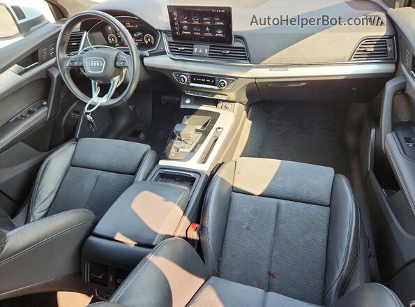 WA1E2AFY8N2077062 2022 AUDI Q5 White Вид панелі приладів