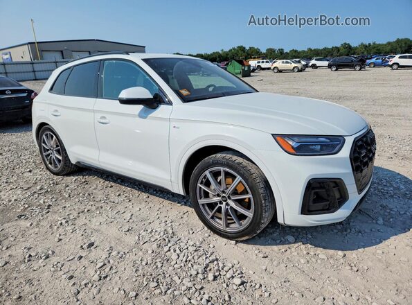 WA1E2AFY8N2077062 2022 AUDI Q5 White Передня права чверть