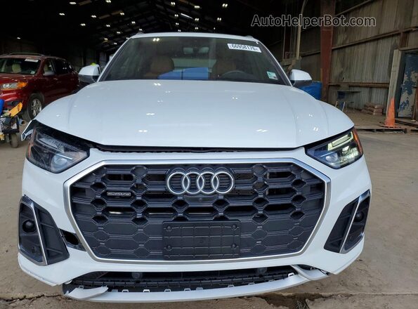 WA1E2AFY9M2090773 2021 AUDI Q5 White Widok wnętrza z przodu
