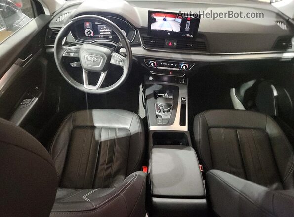 WA1EAAFY1M2114342 2021 AUDI Q5 Black Vista del salpicadero