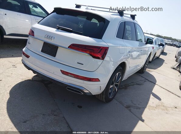 WA1EAAFY1R2083908 2024 AUDI Q5 White Հետևի աջ