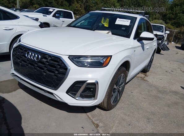 WA1EAAFY1R2083908 2024 AUDI Q5 White Առջևի ձախ երեք քառորդ տեսարան