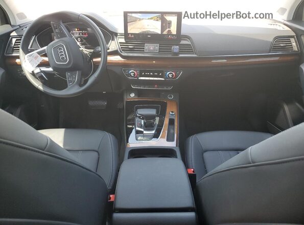 WA1EAAFY2P2146107 2023 AUDI Q5 White Dashboard view
