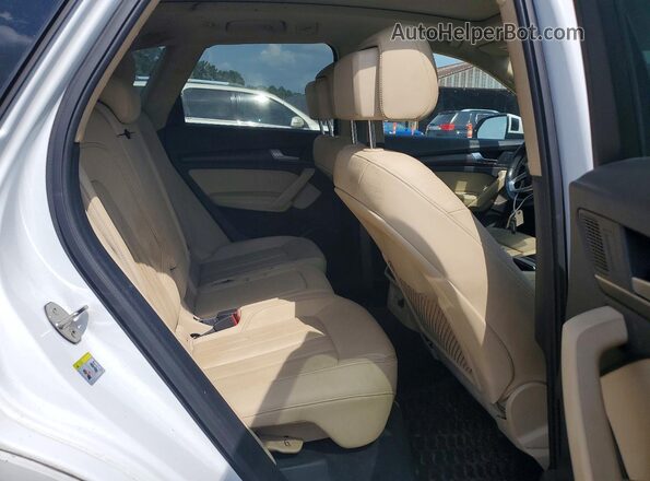 WA1EAAFY3N2024711 2022 AUDI Q5 White Vista de los asientos traseros