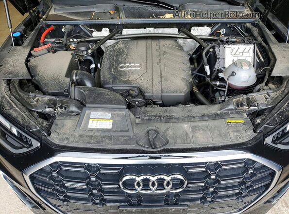 WA1EAAFY3R2059383 2024 AUDI Q5 Black ძრავის განყოფილების ხედი