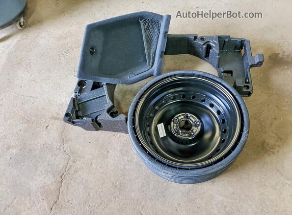 WA1EAAFY3R2059383 2024 AUDI Q5 Black VIN კოდის სტიკერის ხედი