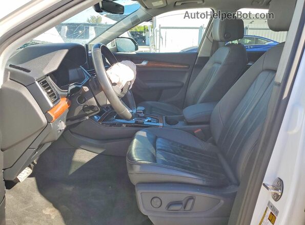 WA1EAAFY4P2124593 2023 AUDI Q5 White წინა სალონის ხედი