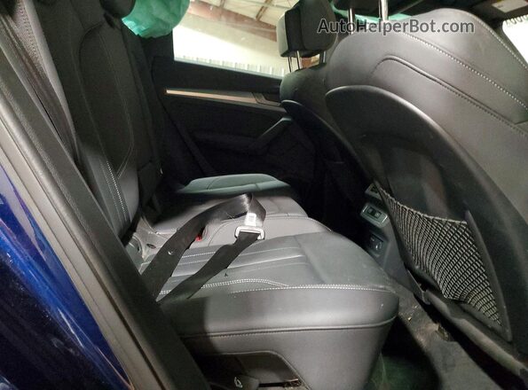 WA1EAAFY4R2053141 2024 AUDI Q5 Blue Rear interior view
