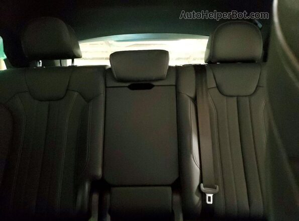 WA1EAAFY4R2053141 2024 AUDI Q5 Blue Rear seats view