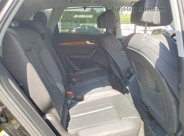 WA1EAAFY5P2102702 2023 AUDI Q5 Black Widok wnętrza z tyłu