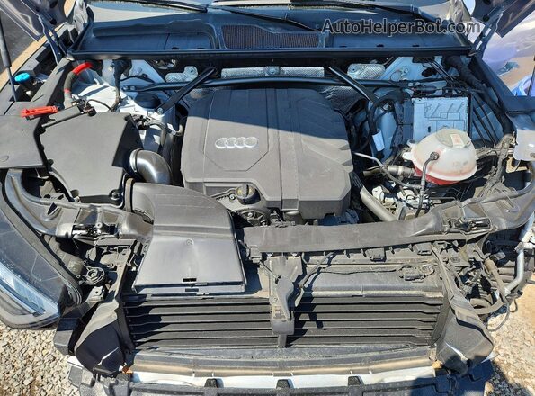 WA1EAAFY6N2118484 2022 AUDI Q5 Silver Вид підкапотного простору