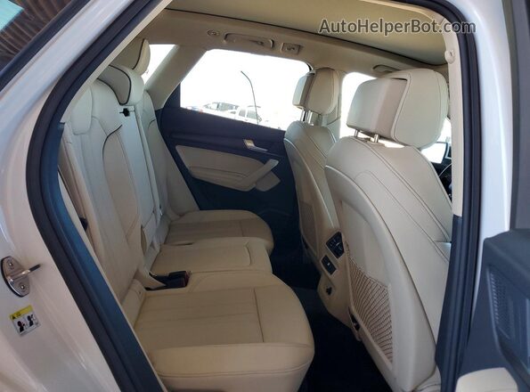 WA1EAAFY9P2179198 2023 AUDI Q5 White უკანა სალონის ხედი
