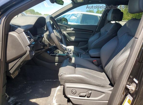 WA1EAAFYXM2082717 2021 AUDI Q5 Black Սալոնի դիմացի տեսք