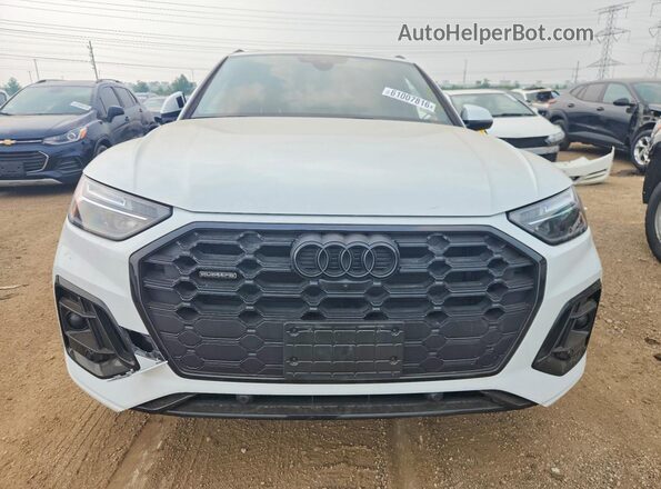 WA1EAAFYXR2062832 2024 AUDI Q5 White Դիմացի տեսք