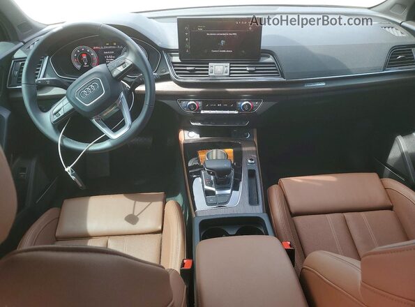 WA1EAAFYXS2034499 2025 AUDI Q5 Blue Вид панелі приладів