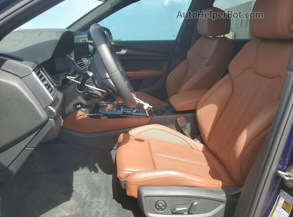 WA1EAAFYXS2034499 2025 AUDI Q5 Blue Вид салону спереду
