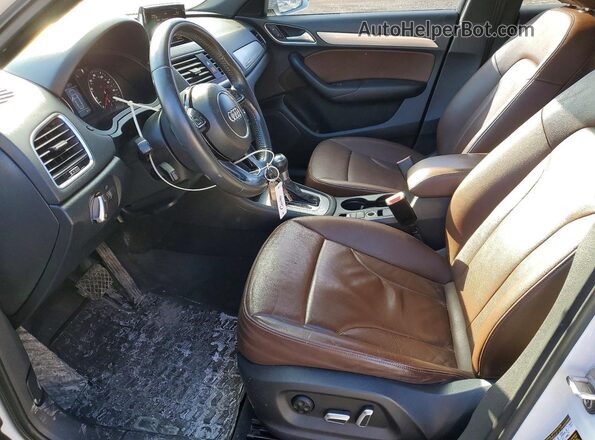 WA1ECCFS5JR008027 2018 AUDI Q3 Белый Вид салона спереди